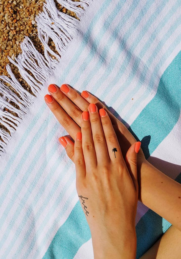 Palm Tree Holiday Vibes - Tiny Temporary Tattoos